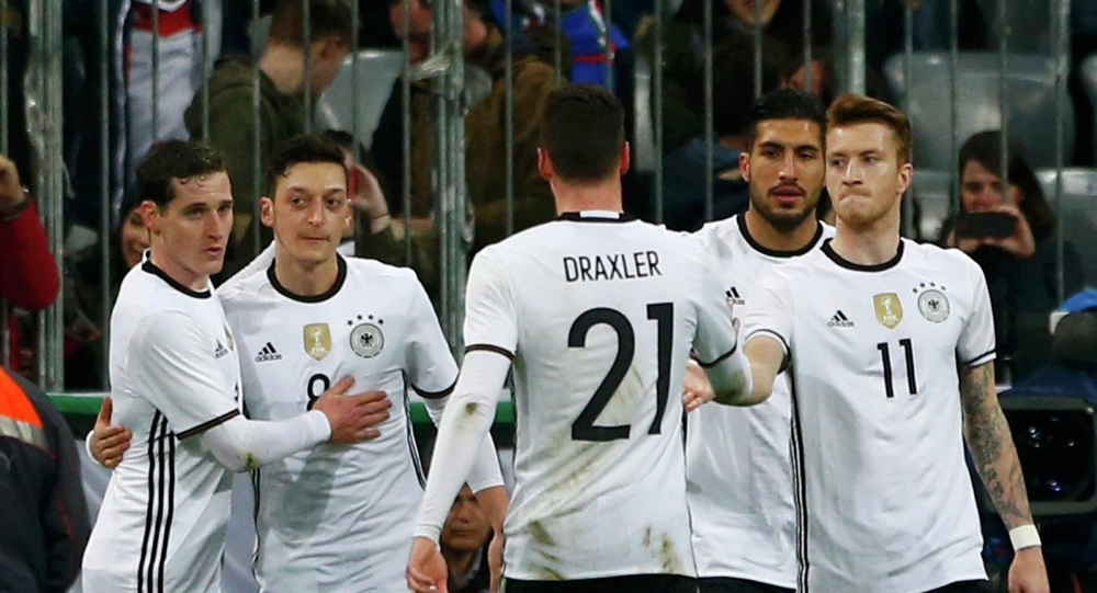 Футбольная форма Германии на Евро 2016